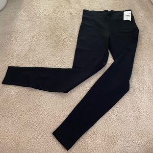 NWT Black leggings Size M